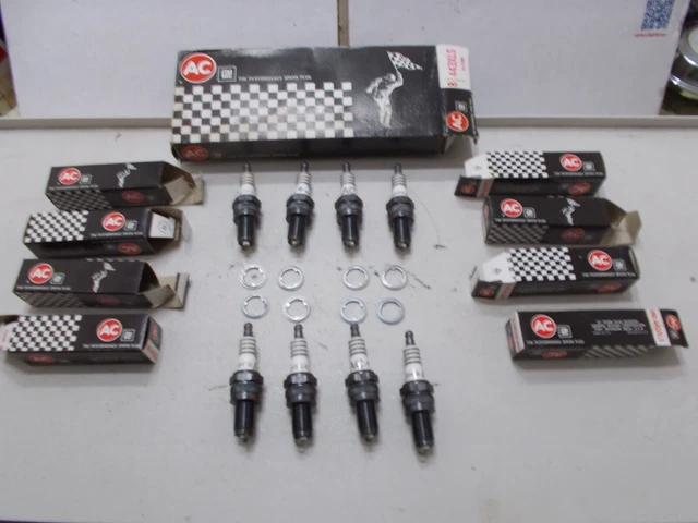 1970 Big Block Aluminum Head NOS GM Racing Spark Plugs 427 454 Chevy 443XLS 1970 Big Block Aluminum Head NOS GM Racing Spark Plugs 427 454 Chevy 443XLS