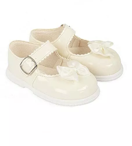 Baypods Luxury Baby Girls Patent Shoes Ivory Spanish Bow Style Hard Sole British