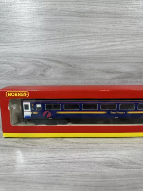 Hornby R4161A ' FIRST GREAT WESTERN ' 42071 FGW MK3 standard class open coach 2