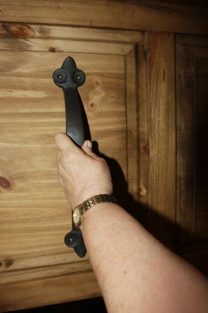 Large Colonial Carriage Door Pull 15 1/2 inch Hand-Forged Steel - HW-39 2