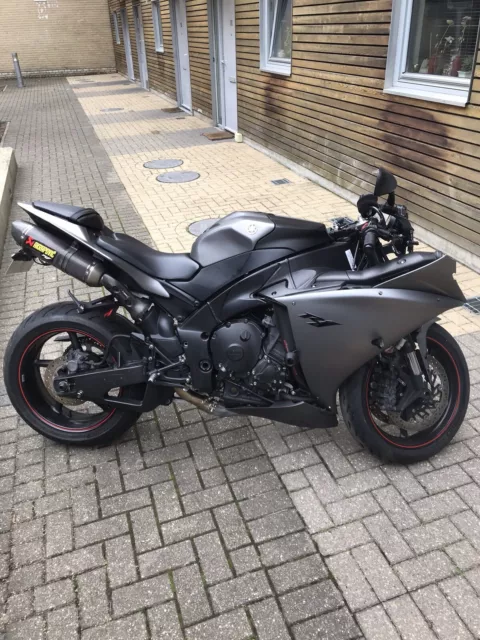 2013 Yamaha R1 Big Bang 14B Facelift 09-14 Breaking Spares And Parts Only