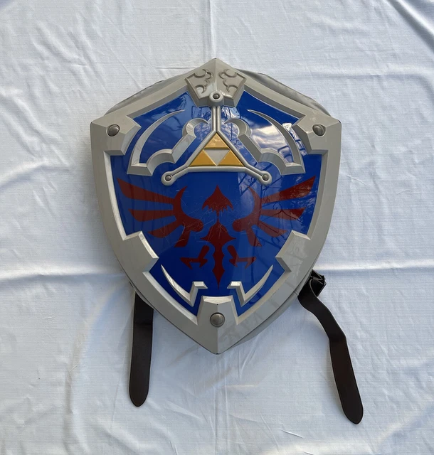 The Legend of Zelda Hylian Shield Hard Backpack Cosplay 2017 ThinkGeek Nintendo