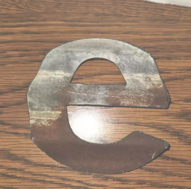 Corrugated Metal TIN Letter " e " Monogram Initial RUSTY Farmhouse Decor 4"×4"