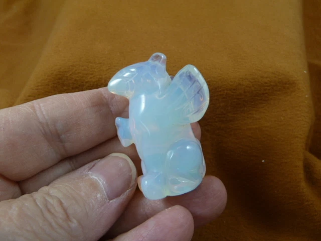 (Y-GRI-561) White opalite GRIFFIN gryphon gemstone figurine statue Eagle Lion