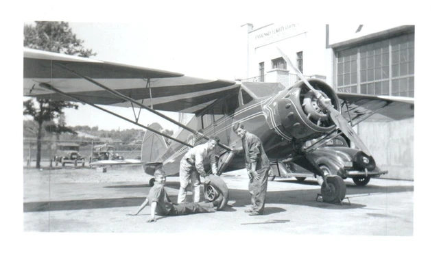 Stinson Reliant Straight Wing Airplane VTG Photograph 5x3.5" NC13831 Flat Tire