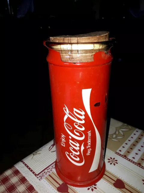 1 Pot en verre avec bouchon liege  COCA COLA collector, dans son jus, années 70 3