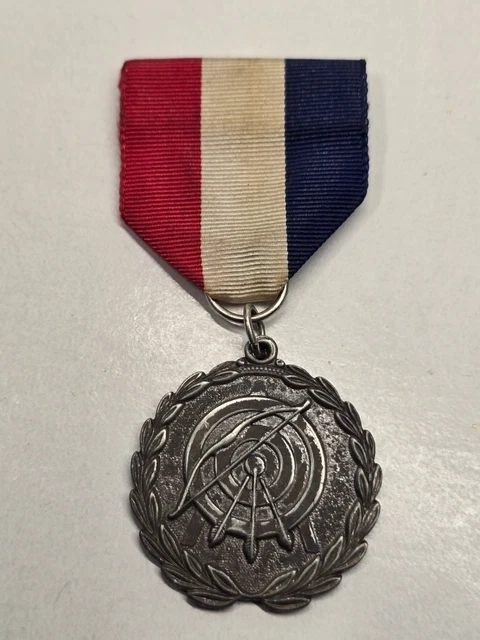 VINTAGE FIELD ARCHER Medal Ribbon Award Archery Medal Pinback Badge ...