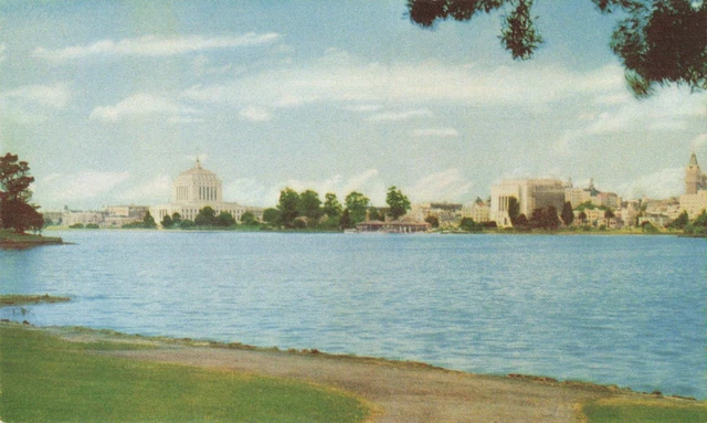 Oakland CA California, Lake Merritt, Downtown City Skyline, Vintage Postcard