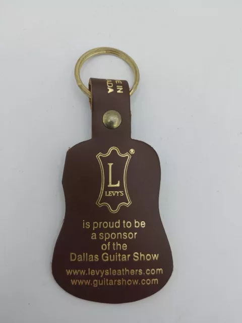 KEYRING Dallas Guitar Show Souvenir - Levys Leather Sponsor Unused condition