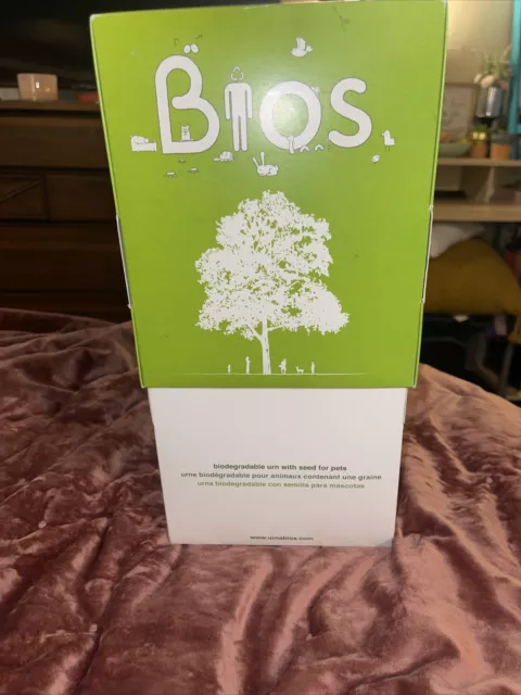 BIOS Biodegradable Pet Urn for pets