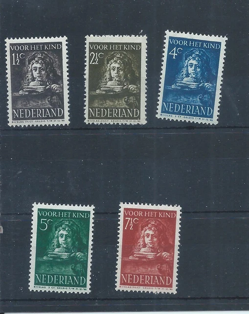 Netherlands stamps.  1941 Child Welfare MNH. SG 563 - 567  (AC322)
