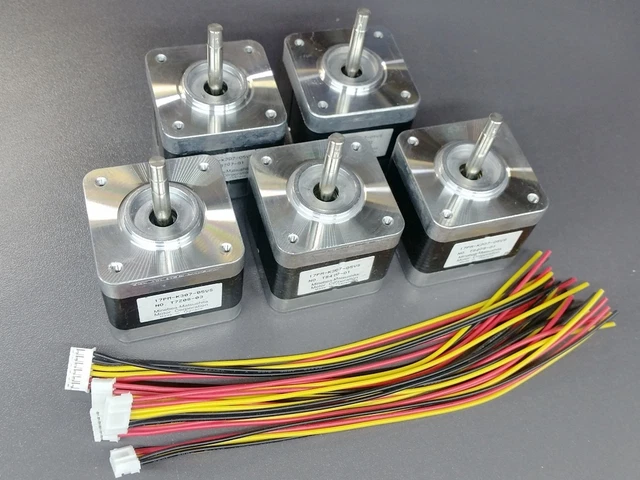 Lot Of 50 Mixed Nema 17 Stepper Motors - Minebea, Japan Servo, Various - For 3D Printers, Robots, CNC