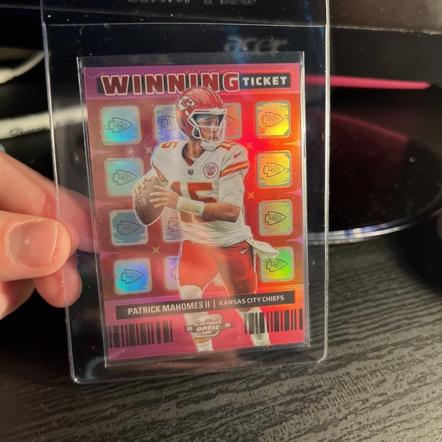 2022 Panini Contenders Optic Patrick Mahomes Pink Winning Ticket #WT-2 25/75