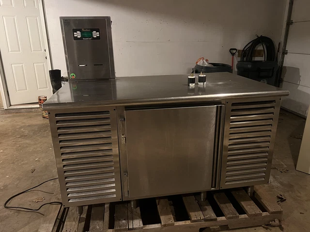 Traulsen blast chiller RBC50
