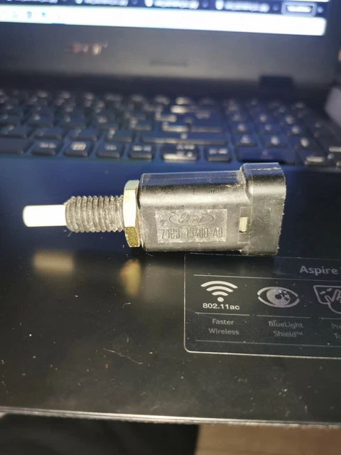 Capteur De Pédale De Frein Pour Ford Fiesta 4 - Référence 82GB13480AA - Pièce D'occasion Fonctionnelle