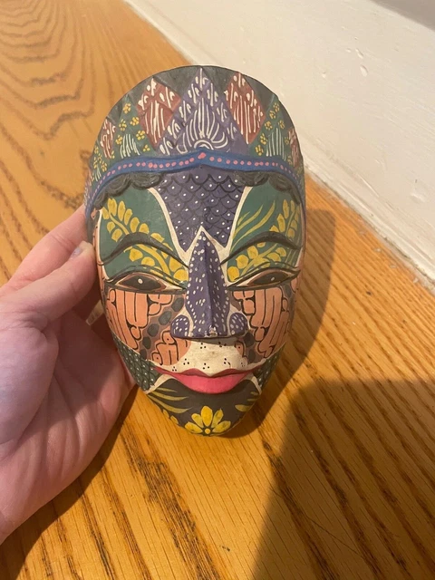 Handpainted wooden tribal african folk art mini mask decorative 