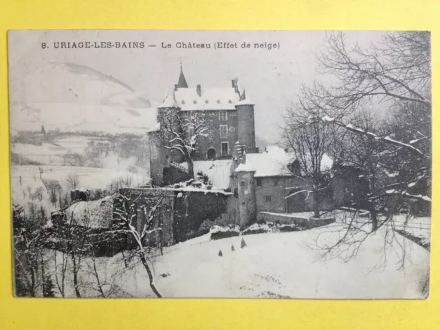 cpa URAGE St MARTIN les BAINS (Isère) Le CHÂTEAU (Snow Effect) Castle Burg