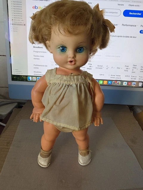 Ancien Mignonne petite Poupee BELLA Brune , de 30 cm , Yeux