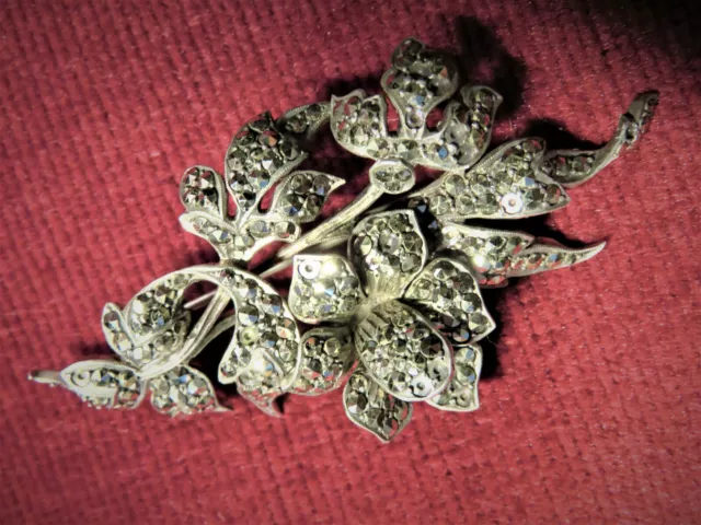 BROCHE ARGENT ancienne FLEUR & FEUILLAGE pavés MARCASSITES