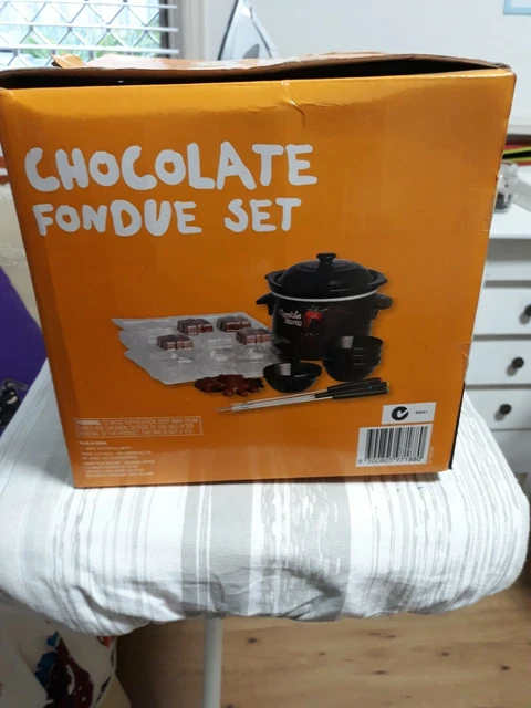 CHOCOLATE FONDUE SET ELECTRIC HOMEMAKER 