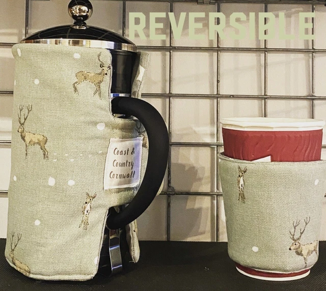 Caffettiere, copertura stampa francese e manica tazza caffè - Cervi di Natale Sophie Allport