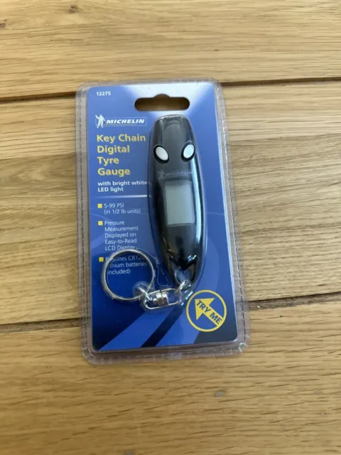 Michelin Digital Tyre Pressure Gauge With Key Ring - Black