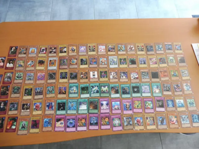 Gros Lot De Carte  Harry P. - Konami - Yu -Gi -Oh  + De 100   A  Collectionner !