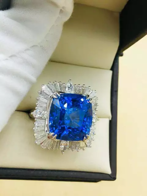 Gorgeous 26CT Ceylon Cornflower Blue Sapphire & 3.40CT White CZ Royal Women Ring 2