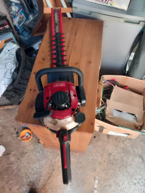 Mountfield hedge trimmer mhj2424 discount