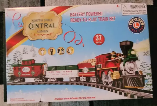 Lionel North Pole Central Lines Battery Powered Locomotive Train Set 7-11729