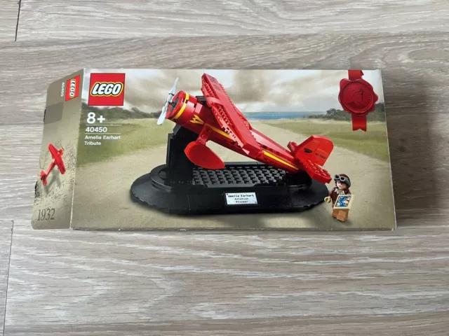 LEGO Promotional: Amelia Earhart Tribute (40450)