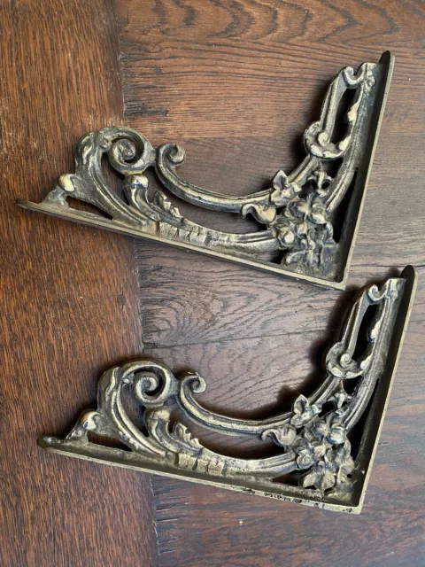 2 x LARGE ANTIQUE HEAVY CAST BRASS SHELF WALL BRACKETS ( 32 x 26 x 3cm )