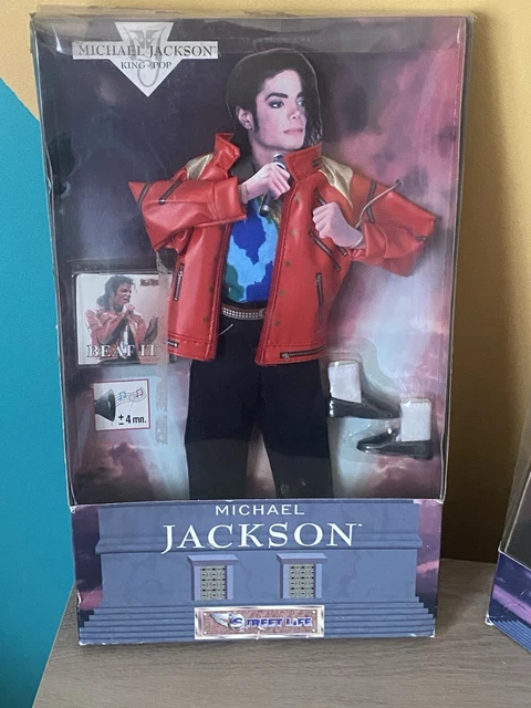 Poupée Michael Jackson – King Of Pop 30cm – Black Or White – AB Toys – Neuve