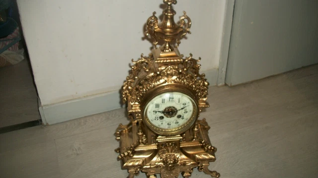 ANCIENNE PENDULE EN bronze EUR 250,00 - PicClick FR