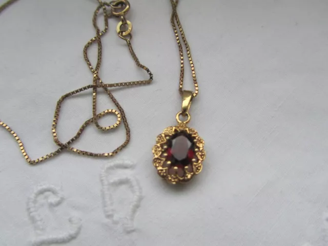 Antiker Ketten Anhänger mit Granat und Kette Collier beides Gold 333