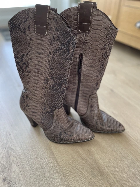 Marte waterproof wedge online bootie