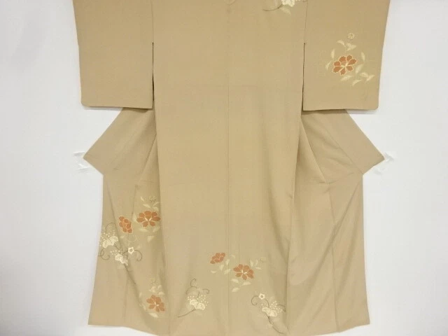 45498# Japanese Kimono / Antique Kimono / Embroidery / Floral Plants