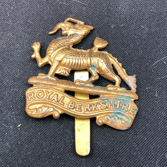 GENUINE WW2 BRITISH Army Brass Cap Badge - Royal Berkshire Regiment £6. ...