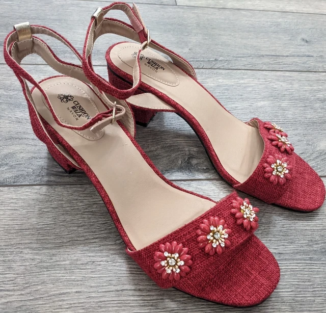 Women's Shoes NEW Size 11 Red Cushion Walk By Avon Flower Embellished