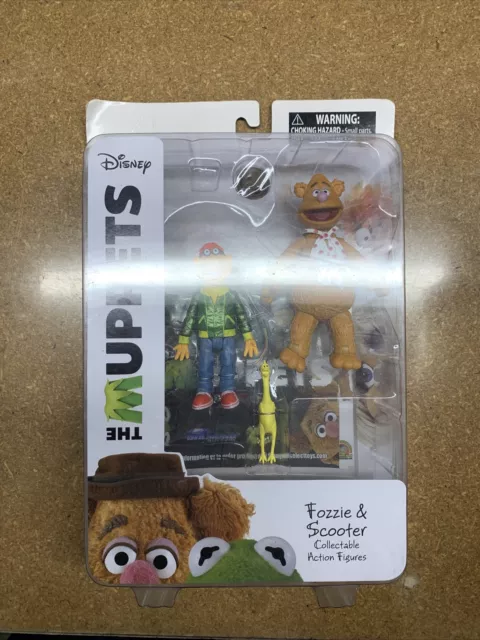 Diamond Select Toys Disney The Muppets Action Figures Fozzie & Scooter