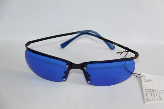 Farb Brille Sonnenbrille  Gläser Blau Rahmen  Nur Oben Schwarz Aus  Metall