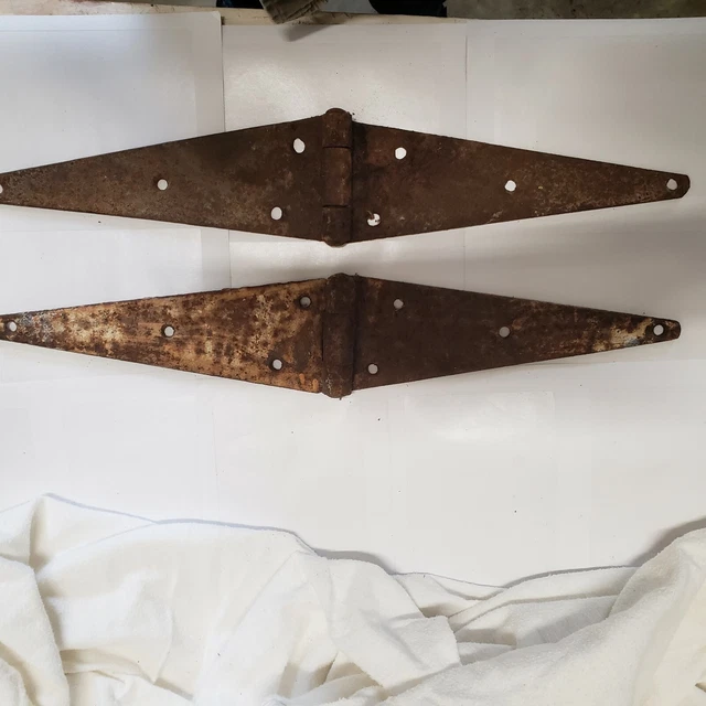 Pair Antique Rusty Barn  Strap Hinges Farmhouse Gate Rustic Decor 20 1/2 x 3 1/2 2