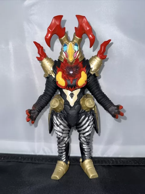 Bandai Ultraman Ultra Monster DX 9" Belial Fusion Beast Pedanium Zetton Figure