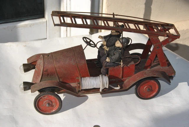 Jouet Mécanique Ancien : Fourgon De Pompier En Tôle - JEP Wells O London Années 1920