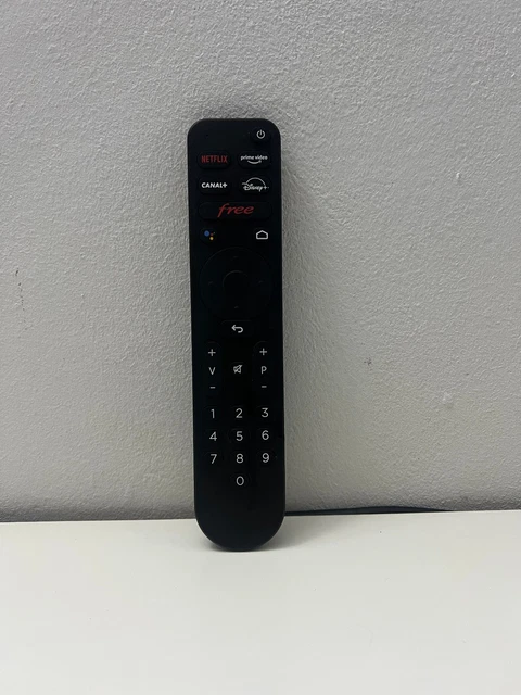 TÉLECOMMANDE FREEBOX POP ( EN BON ETAT / AVEC PILES) EUR 17,00