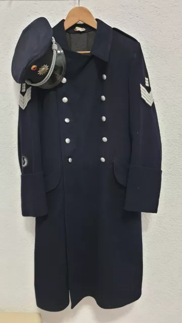 Deutschland, Hamburg, BRD Frühere Polizei Uniform Mantel Schirmmütze ￼