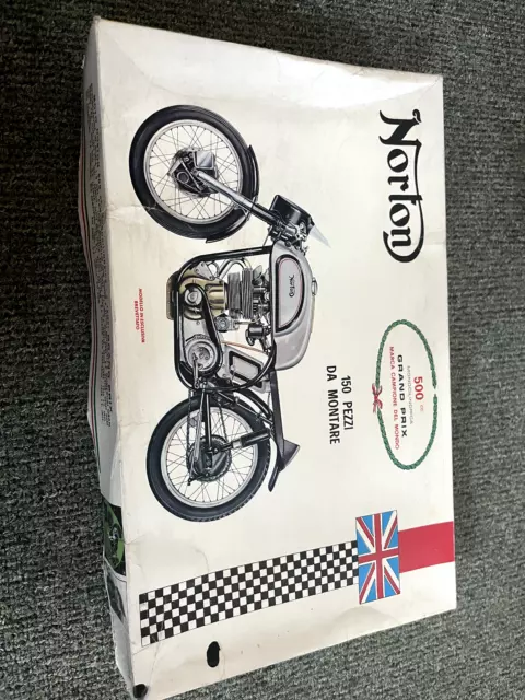 RARE Vintage PROTAR NORTON GRAND PRIX 500cc Motorcycle Model Kit 1:9 Scale #109