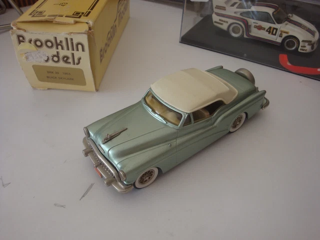 Brooklin Models - Buick skylark 1953 - neuf boite - ref 20, Vente aux enchères : Jouets - Trains