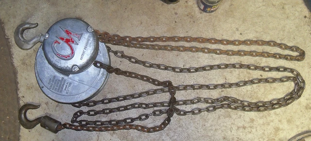 EXCELLENT Vintage CM Chisholm Moore Cyclone Model M, 1 Ton Chain Fall Hoist