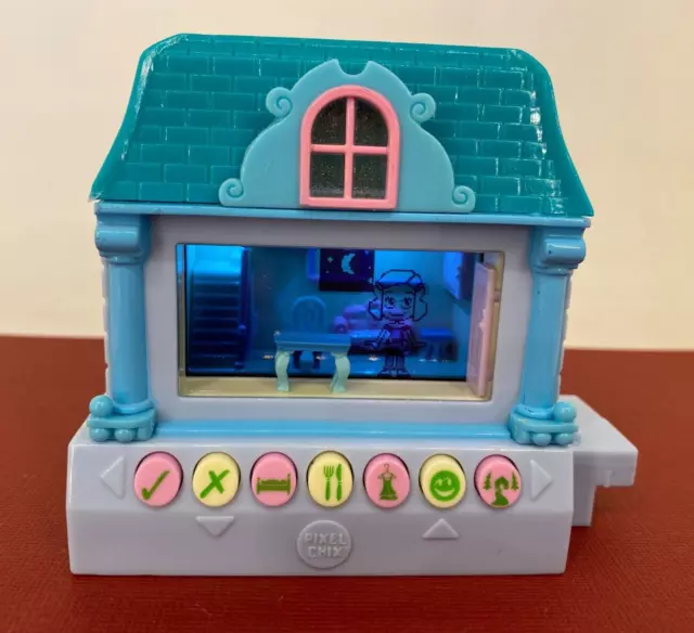 Mattel 2005 ❤ Pixel Chix ❤ Blue House - Interactive Electronic Game WORKING Rare